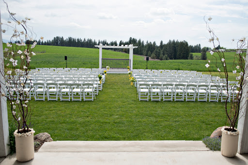 High Country Orchard - A Greenbluff Farm and Wedding Venue - Thumbnail