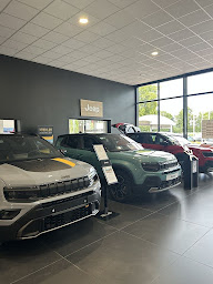 Photo n°2 de Jeep Nomblot Bourgogne à Champlay (Garage automobile)