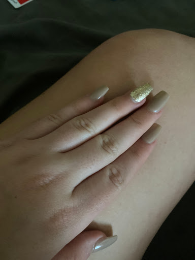 Star Nails and Wax - Thumbnail