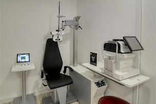 Photo n°5 de Opticien Aizenay - Optic 2000 - Résidence Saint Exupéry à Aizenay (Magasin de lunettes de soleil)