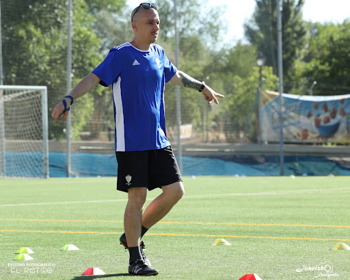 ENGLISH SOCCER CAMP - Thumbnail