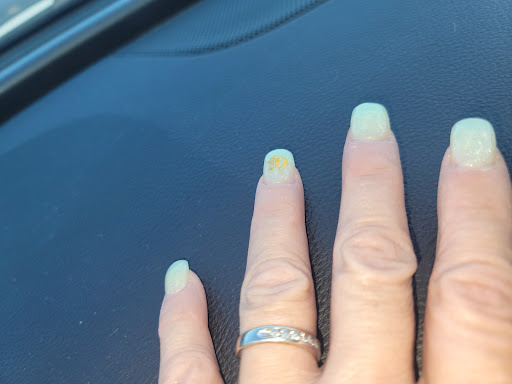 Amy Nails - Visual