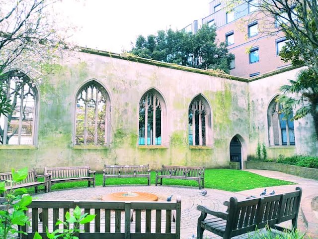 Saint Dunstan in the East Church Garden