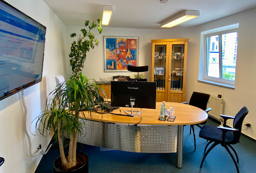 ERGO Versicherung / DKV Rudolf Klapdohr