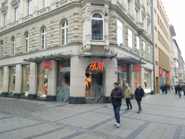 H&M