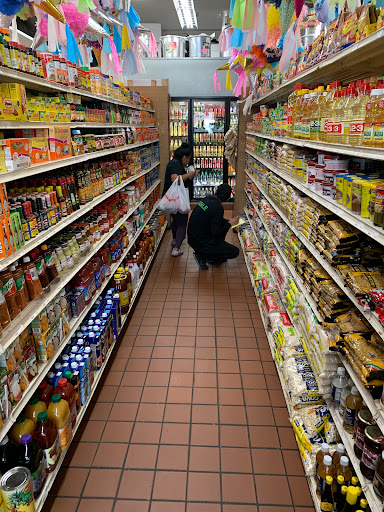 Andale Mercado (Market) in Andale Taqueria & Mercado - Thumbnail