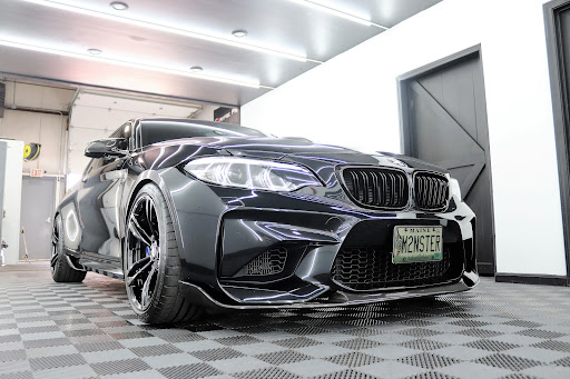 Revolution Auto Salon - Thumbnail
