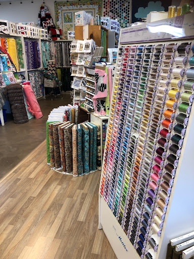 Crazy Woman Quilts - Thumbnail