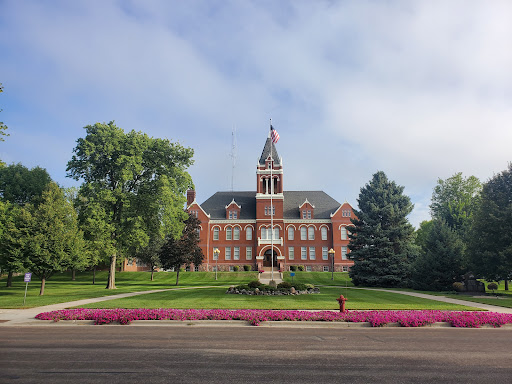 Lac Qui Parle Court Administration