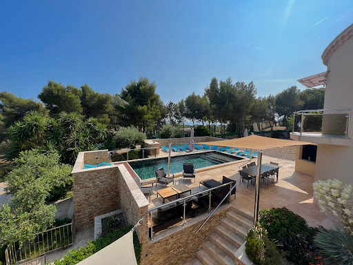 Photo de Vitapasibla : Location villa 12 personnes piscine bord des mer - Sausset les pins - PACA à Sausset-les-Pins (13960)