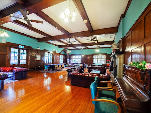YHA Newcastle Beach by null
