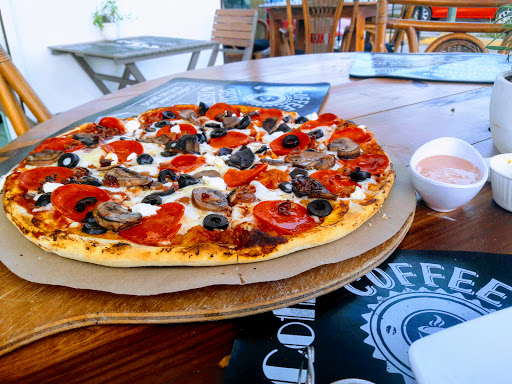 CASSAMIA PIZZA - Visual