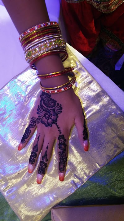 Photos of Antun's by Minar