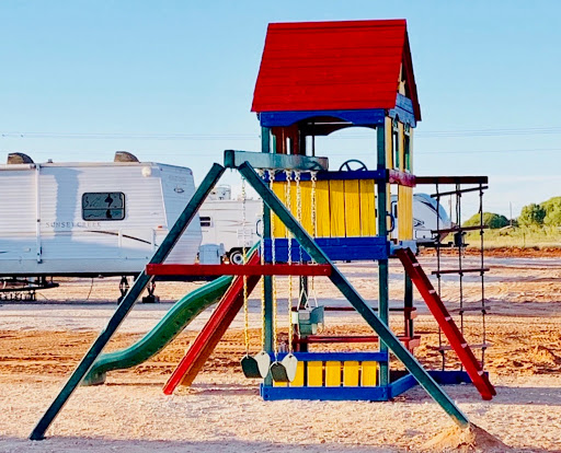 Magnolia RV Park Logo
