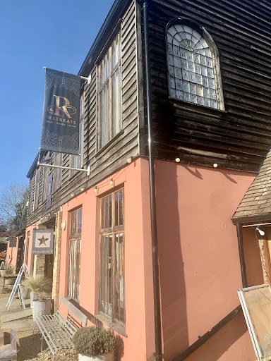 The Retreats - Burwash Manor