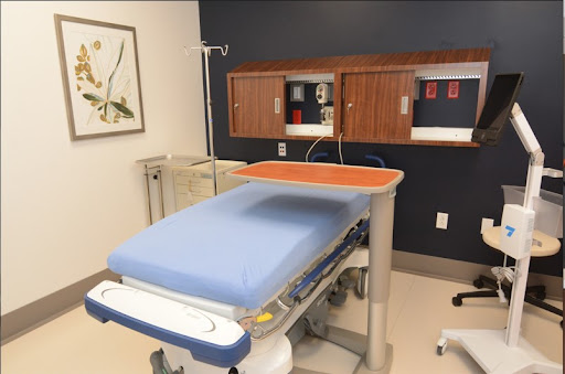 HCA Florida Alafaya Emergency - Thumbnail