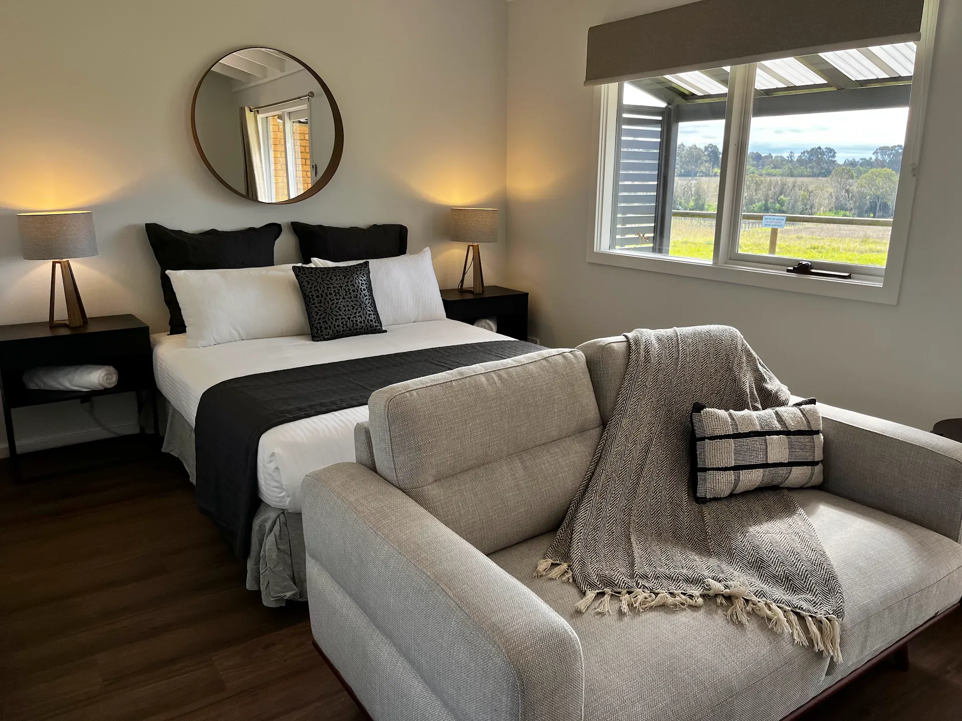 Vineyard Villas - Pokolbin Farm Stay