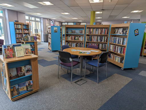 Neyland Library - Visual