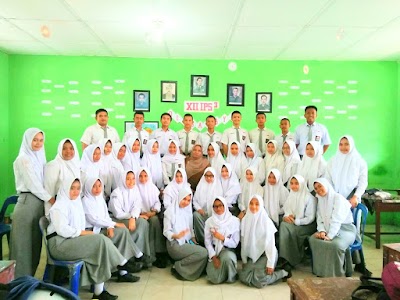 Photos of SMA Negeri 1 South Rantau