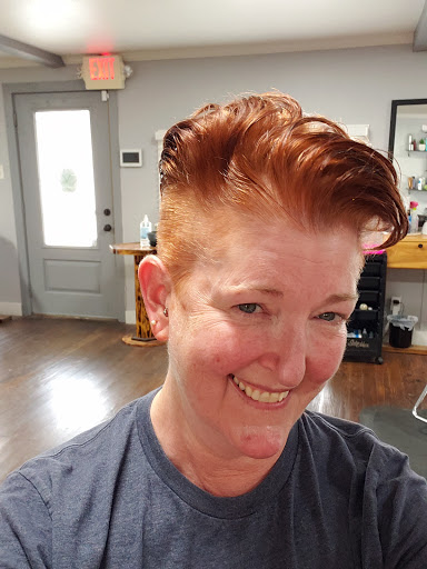 Kari's Kuts - Visual