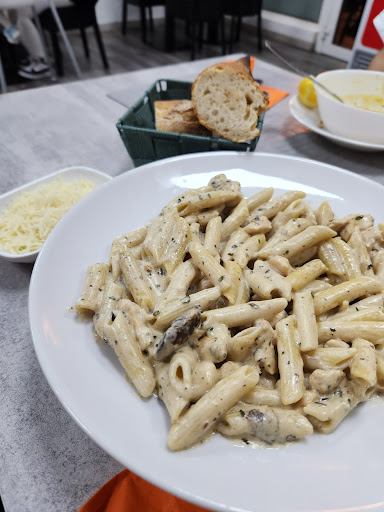 Photo 1 - Restaurant Lila