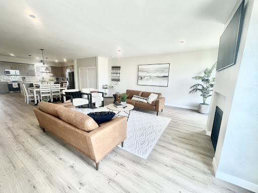 Haley Lang Homes brokered by Paramount Real Estate