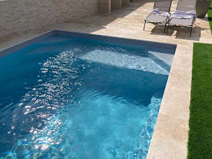 Photo n°1 de BALDELLI PISCINES - Pisciniste Avignon à Vedène (Piscine)