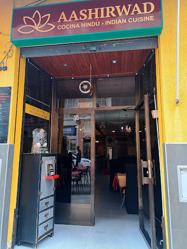 Aashirwad Indian Restaurant, Oliva