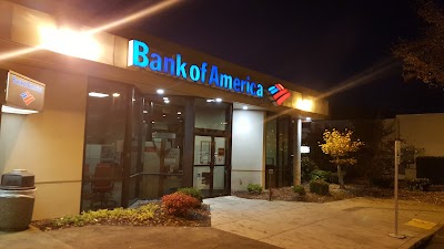 Bank of America (with Drive-thru ATM)