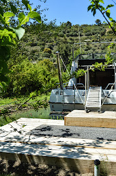 Photo n°1 de Locations Vacances Alpilles Vaucluse à Caumont-sur-Durance (Appartement de vacances)