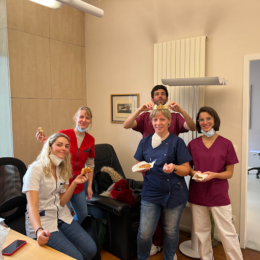 Dentiste : Docteur Roos Thierry - Thumbnail