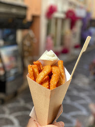 Photo n°52 de KRISPY KORNET - Finger Food & Burgers à Antibes (Bar à poke)