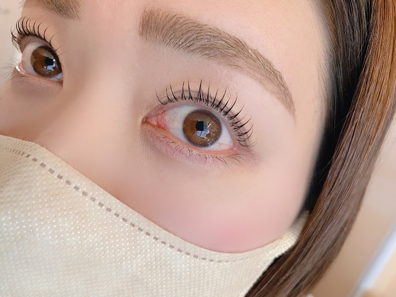 Eyelash salon Adorable