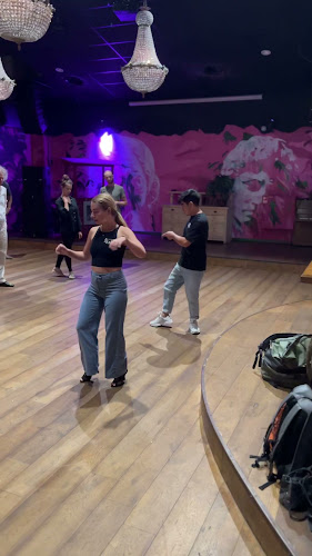 Reacties en beoordelingen van Extremos Salsa & Bachata