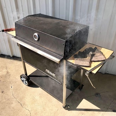 Cue Cart Charcoal Grills with Cast Iron Grates