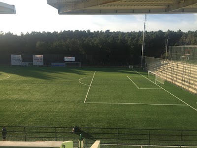 Çekmeköy Gençlik Hizmetleri Ve Spor İlçe Müdürlüğü Sentetik Çim Yüzeyli Futbol Stadı