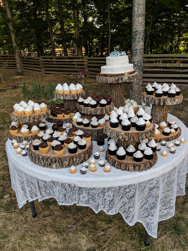 T Cakes and More