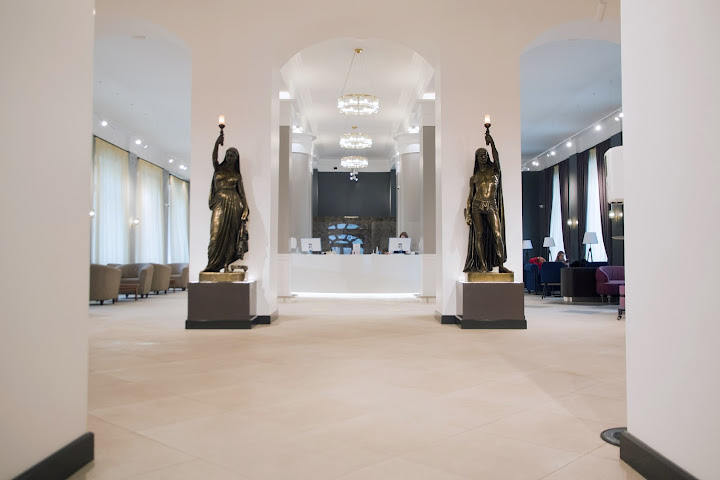 Hotel Oktiabrskaya by null