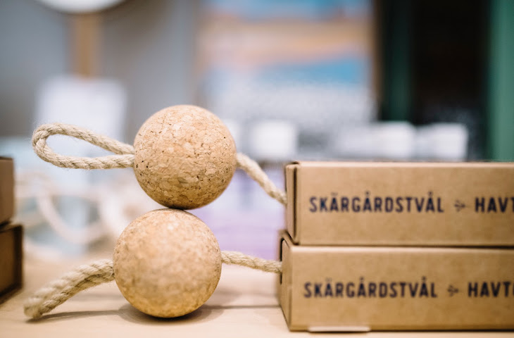 DYKE & DEAN HASTINGS by null