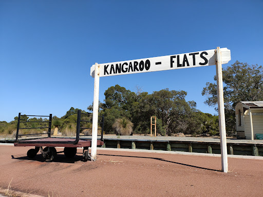 Kangaroo Flats Railway Station - Thumbnail