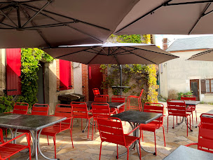 Photo n°39 de Le Pousse Caillou à Sury-en-Vaux (Restaurant)