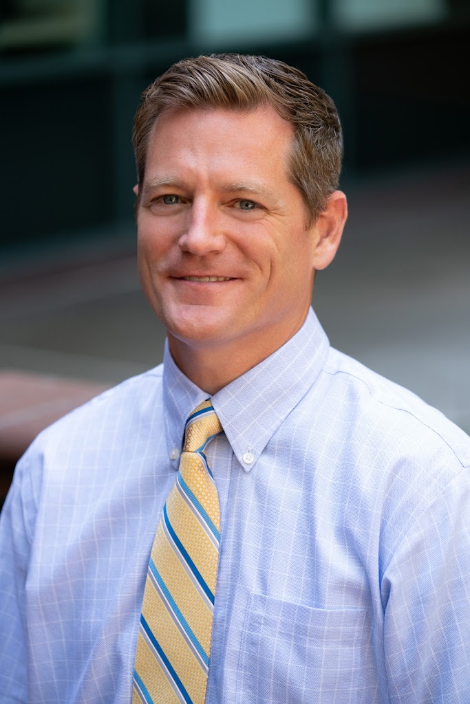 Jonathan Vellinga M D