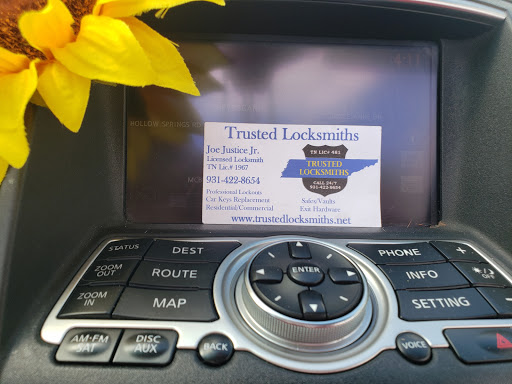 Trusted Locksmiths - Visual