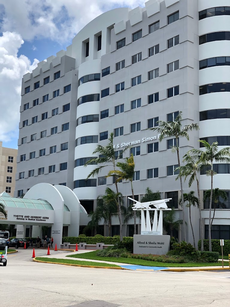 Alberto E Vadillo Md