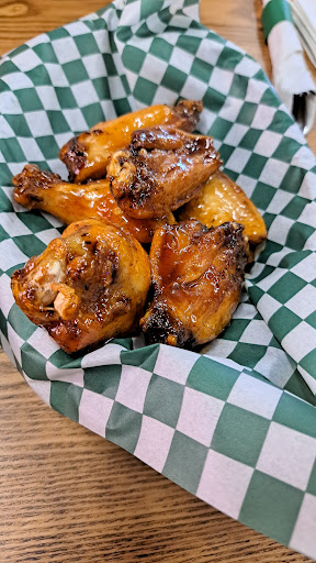 Bowstring Bar & Grill - Visual