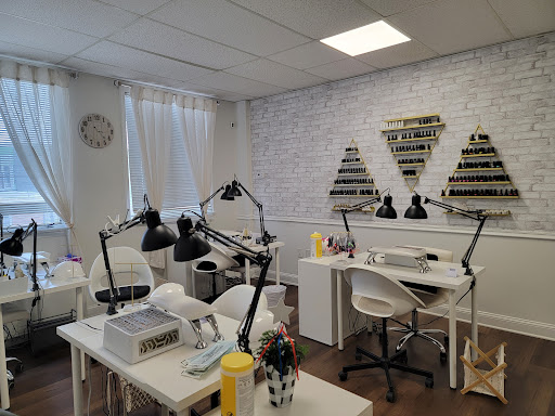 Karina Beauty Studio - Thumbnail