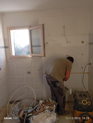 ✨ Rénovation de la salle de bains de Mme M. à Feurs !...