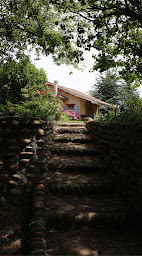 Photo n°3 de Les Cèdres des Collines - Hébergement en Drôme à Châteauneuf-de-Galaure (Lodge)