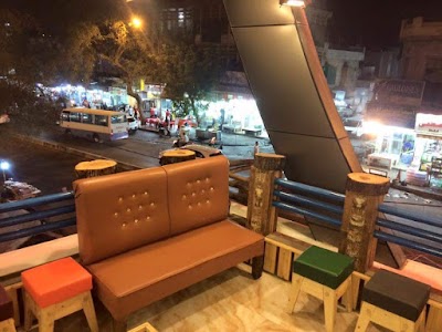 Photos of كهوه وكتاب Coffee and book