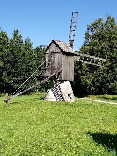 Photos of Maa-arhitektuuri keskus (SA Eesti Vaba&otilde;humuuseum)